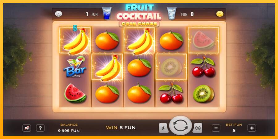 Fruit Cocktail Coin Chase игрална машина за пари, снимка 2