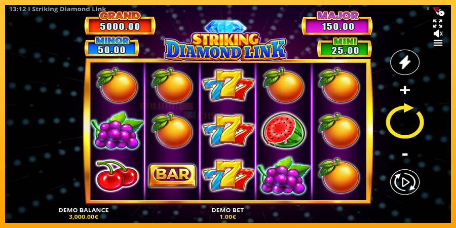 Striking Diamond Link игрална машина за пари, снимка 2