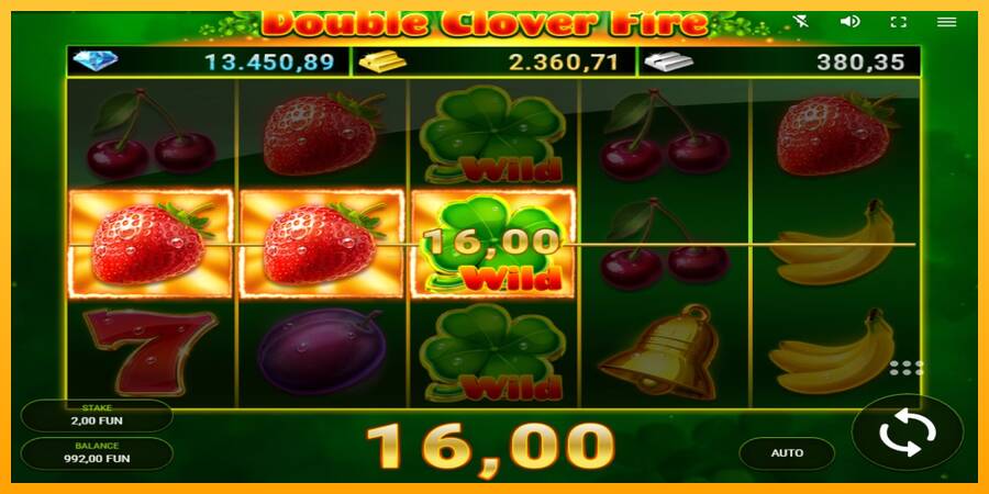 Double Clover Fire игрална машина за пари, снимка 3