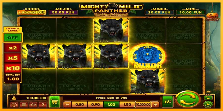 Mighty Wild: Panther Grand Gold Edition Halloween Jackpots игрална машина за пари, снимка 2